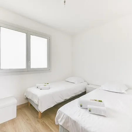 Immogroom- 2 Bedrooms -panoramic Sea View - Huge Terrace - Beach Apartment *